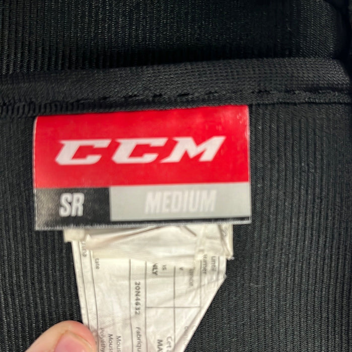 Used CCM Tacks 9060 Senior Medium Shoulder Pads