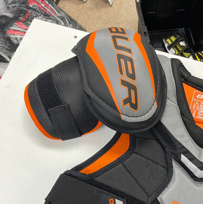 Used Bauer Supreme One.4 Senior Small Shoulder Pads