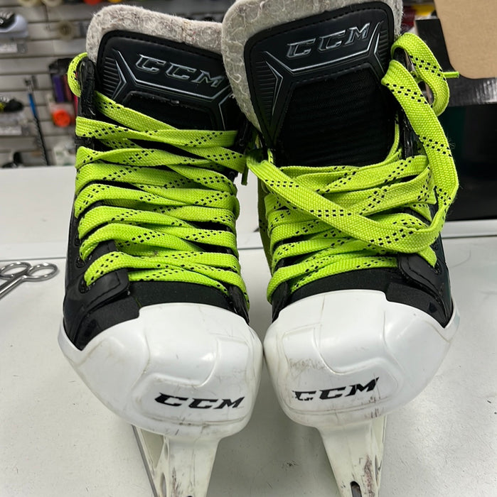 Used CCM Tacks 9060 1D Junior Goal Skate