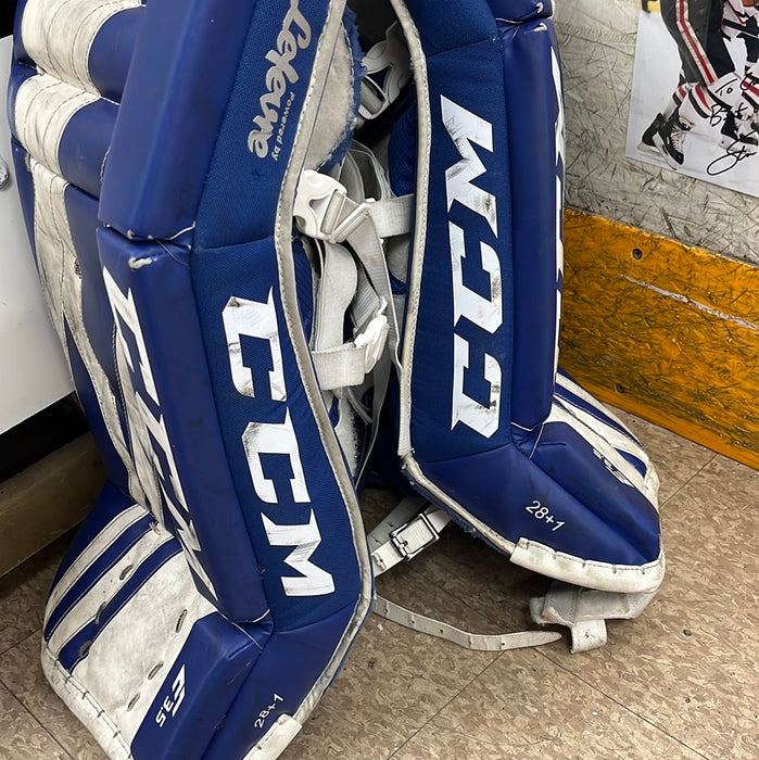 Used CCM E3.5 28+1 Goal Pads