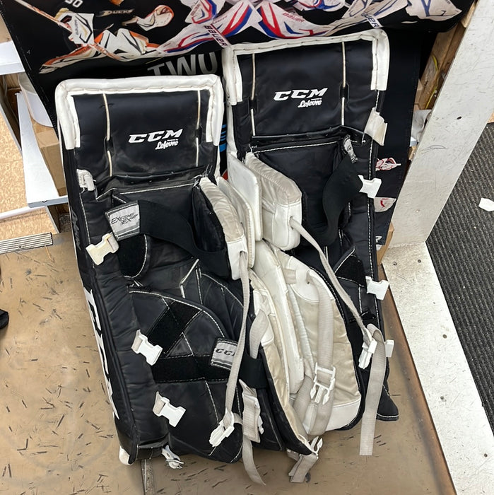 Used CCM Extreme Flex 760 28”+1” Goal Pad