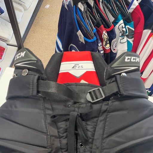 Used CCM E2.5 Junior Medium Goal Pants