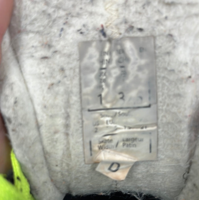 Used CCM Tacks 9060 1D Junior Goal Skate