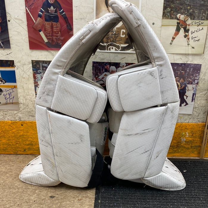 Used Vaughn Ventus SLR2 Pro 34+2 Senior Goal Pad