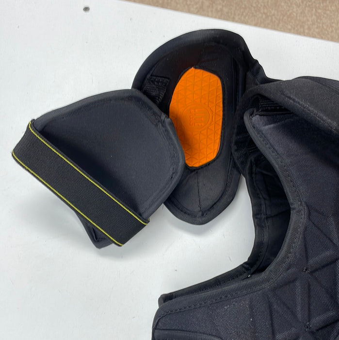 Used CCM SuperTacks 7092 Junior Small Shoulder Pads