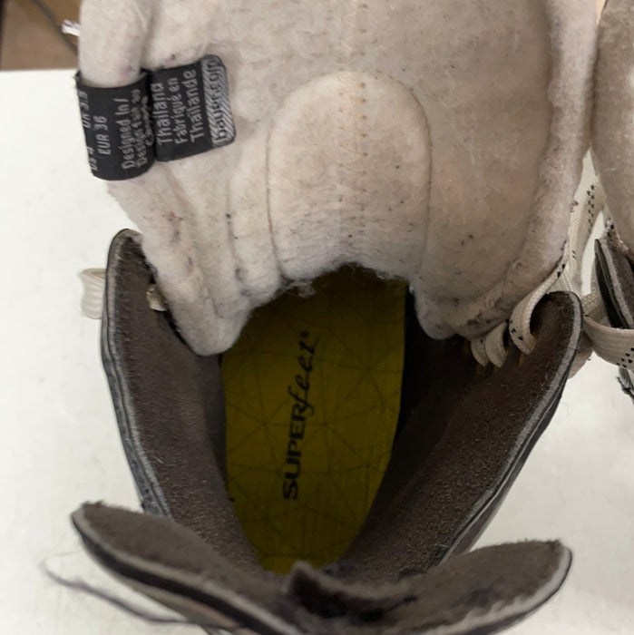 Used Bauer Supreme One70 3EE Player Skates
