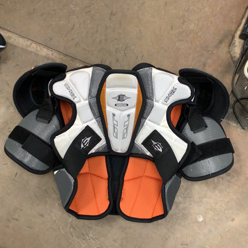 Used Easton ST6 Junior Medium Shoulder Pads