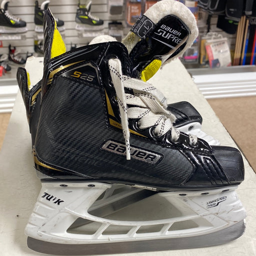 Used Bauer Supreme S25 Skates 1D