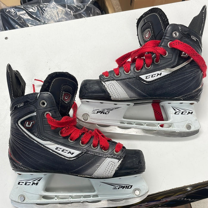 Used CCM U+ 06 3.5D Player Skates