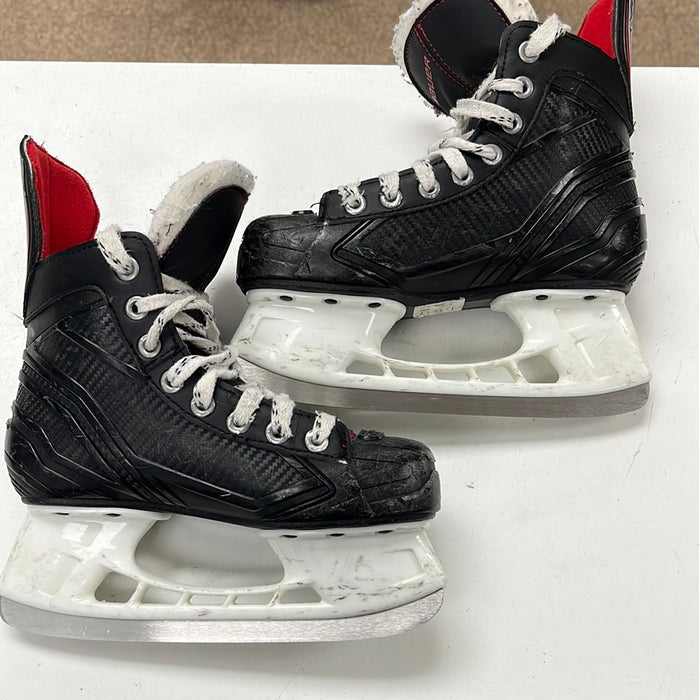 Used Bauer Vapor X250 2D Player Skates