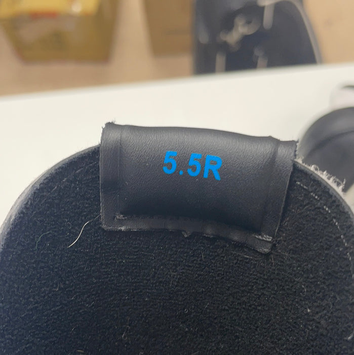 Used True TF9 5.5D Junior Skates