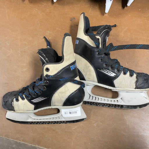 Used Bauer Vapor 8 3D Player Skates