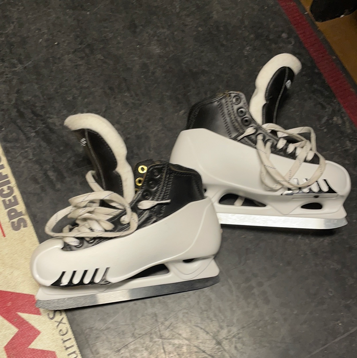 Used Graf Ultra G50 6D Goalie skates
