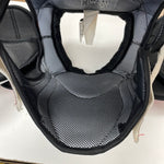 Used Bauer Vapor x800 Junior Medium Shoulder Pads
