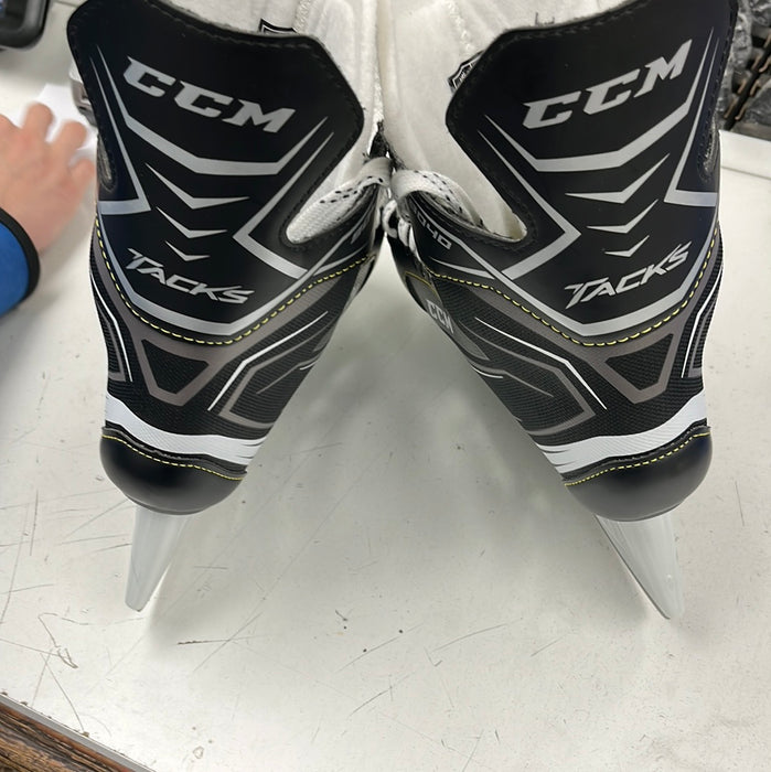 Protection D'Épaules CCM Tacks 9040 - Modèle YT Taille M - Pour Hockey - 5