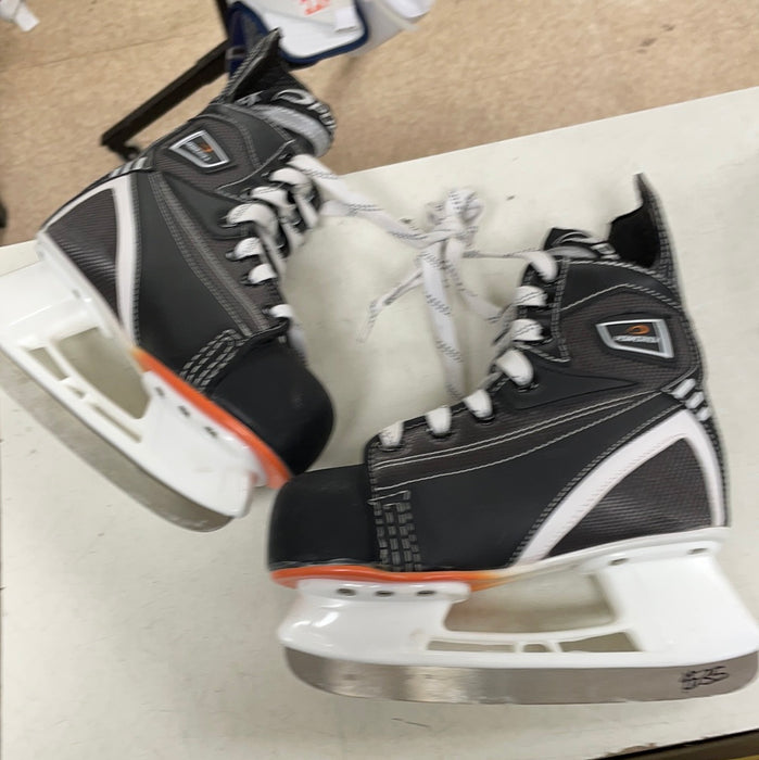 Used Powertek 13D Youth Skates