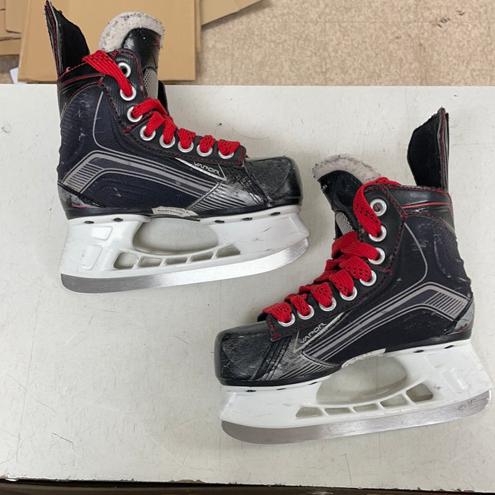 Used Bauer Vapor x500 11D Youth Skates