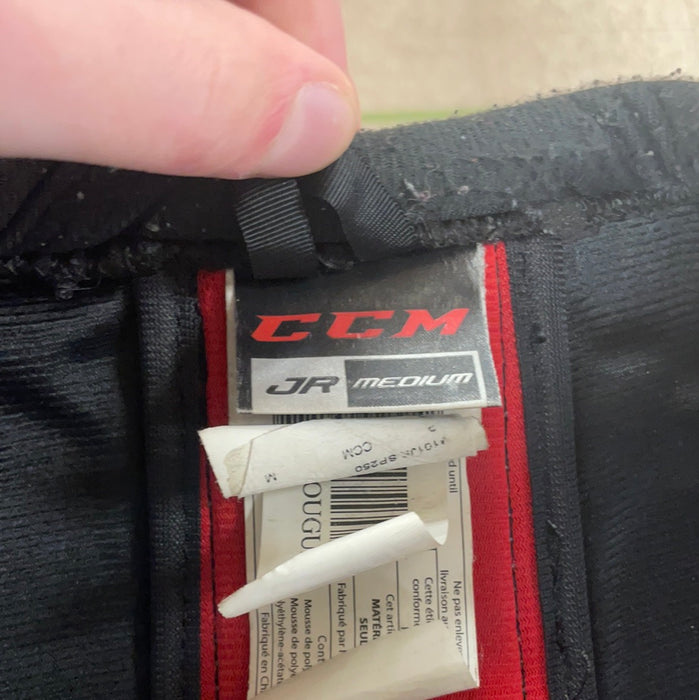 Used CCM QLT250 Shoulder Pads Junior Medium