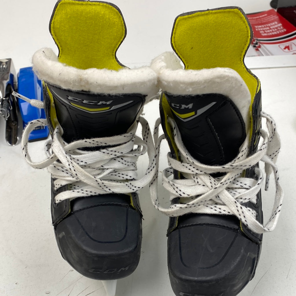 Used CCM Tacks 4092 11.5 Youth Skates Crow's Sports