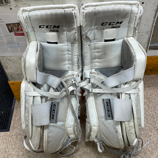 Used CCM Premier R1.9 31”+1” Goalie Pads