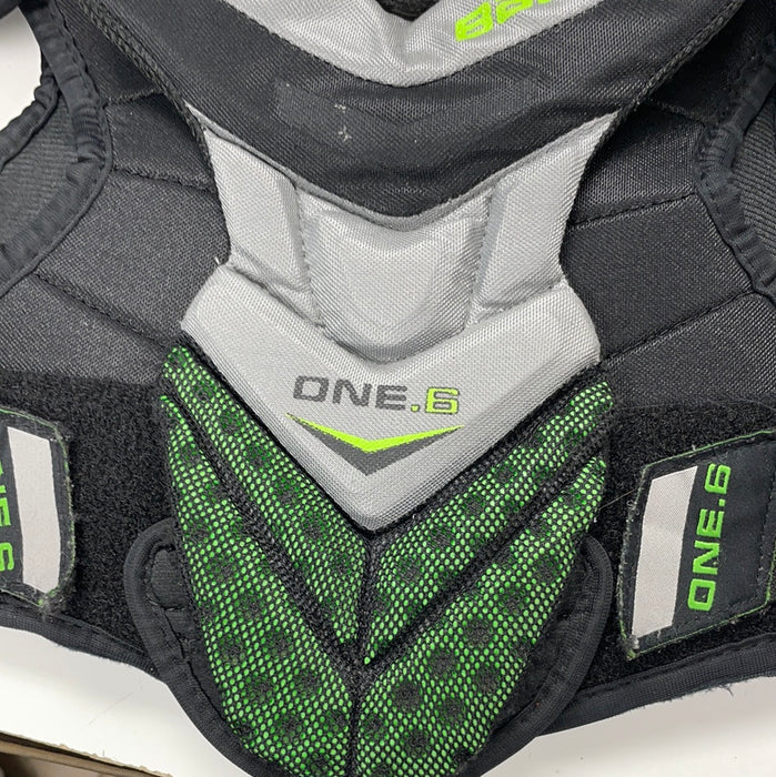 Used Bauer Supreme One.6 Junior Medium Shoulder Pads