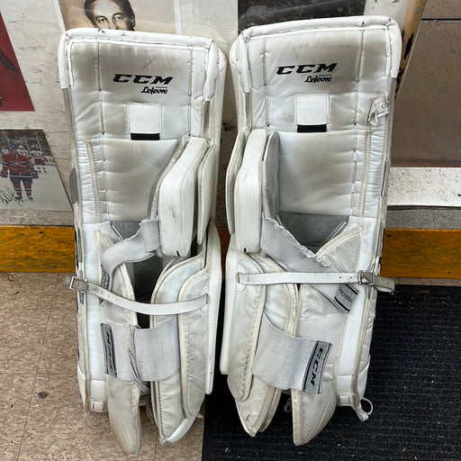 Used CCM Premier R1.9 33+1” Leg Pads