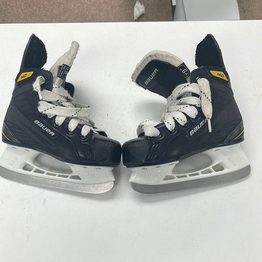 Used Bauer Supreme 140 9Y Youth Skate