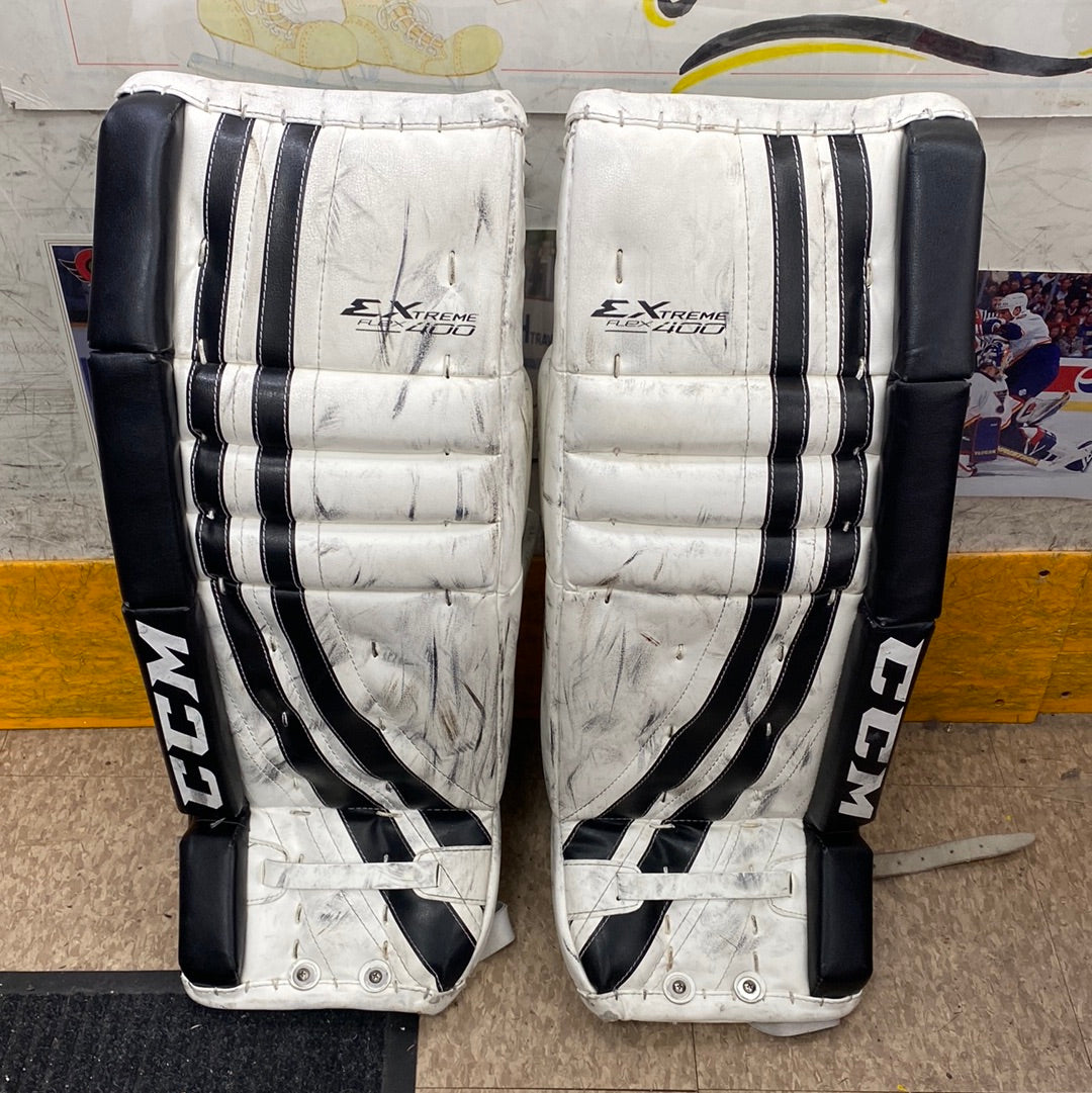 Used CCM Extreme Flex 400 26+1 Goal Pads | Crow's Sports — Crow's ...