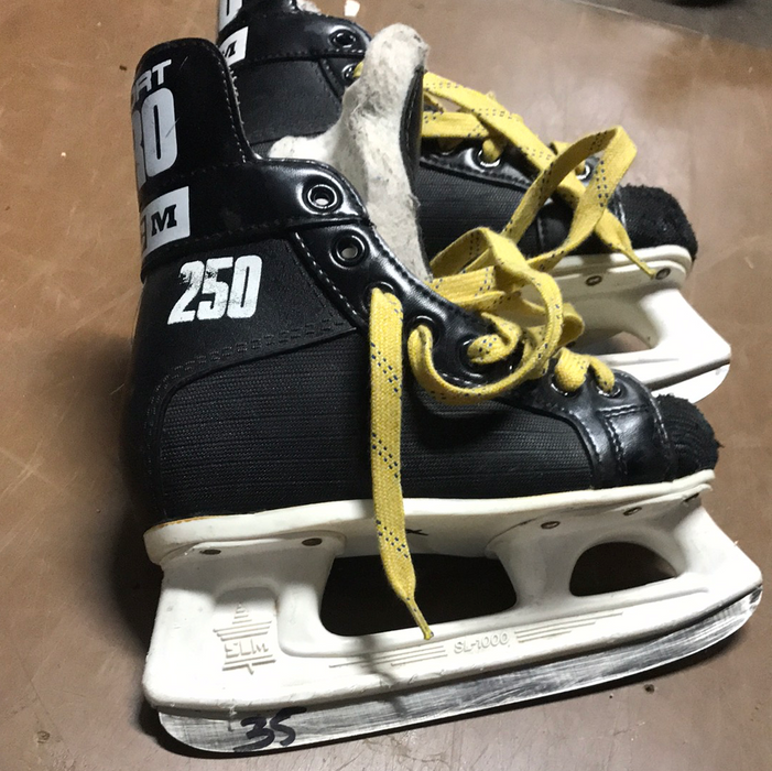 Used CCM SPORT PRO 1D Skates