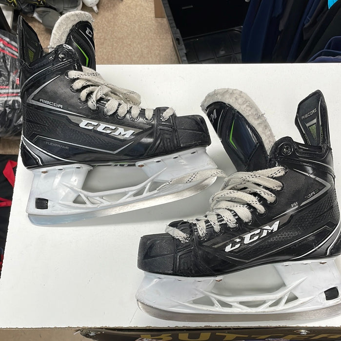 Used CCM RibCor 78k 6.5D Skates