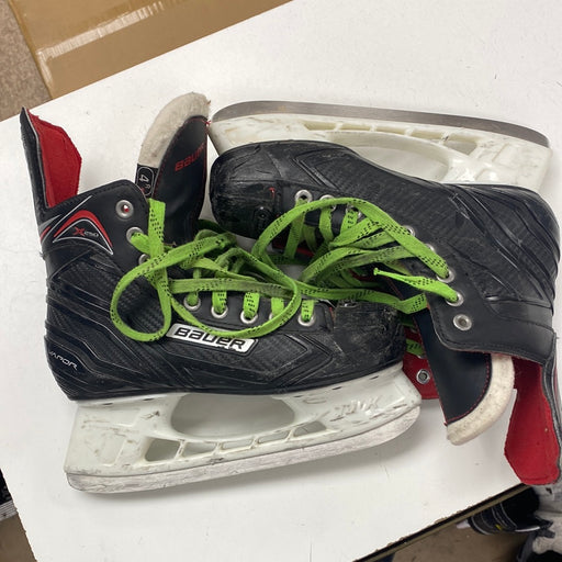 Used Bauer Vapor x250 Size 4 Skates