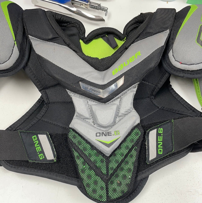 Used Bauer One.6 Junior Small Shoulder pads