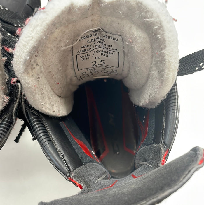 Used CCM JetSpeed FT390 2.5D Player Skates