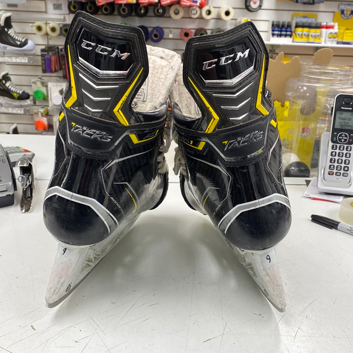 Used CCM Tacks As1 9 D Skate