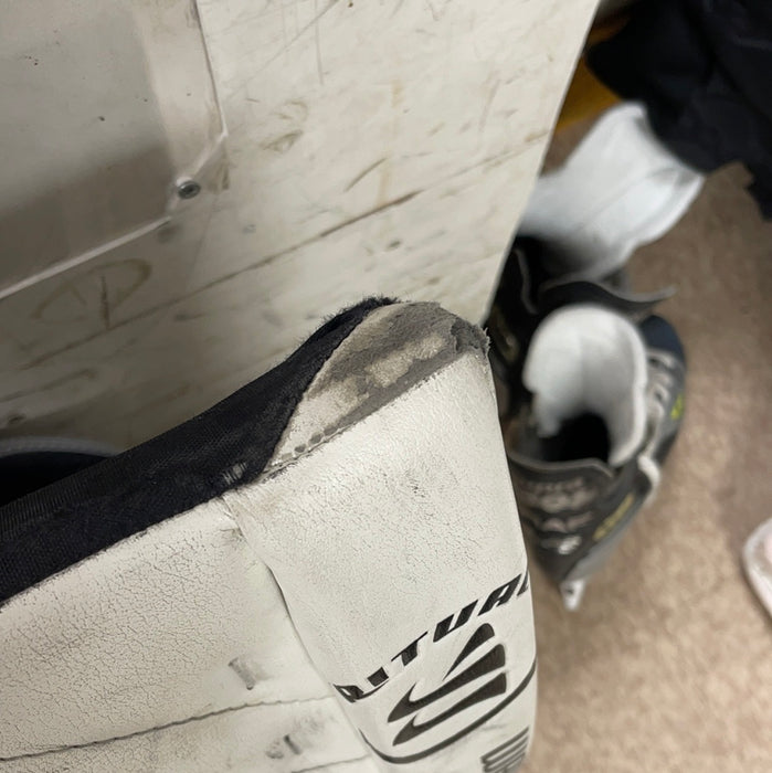 Used Warrior Ritual G4 32”+1” Goalie Pads