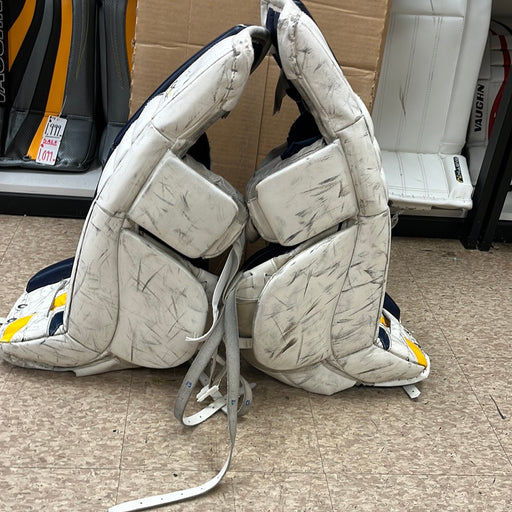 Used CCM Extreme Flex 400 26”+1” Goal Pads