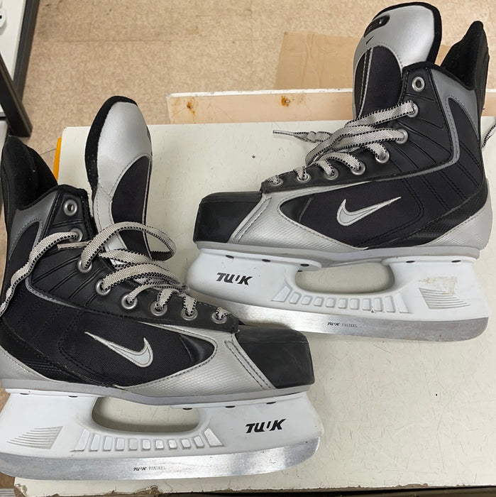 Used Nike Quest 3D Player Skates