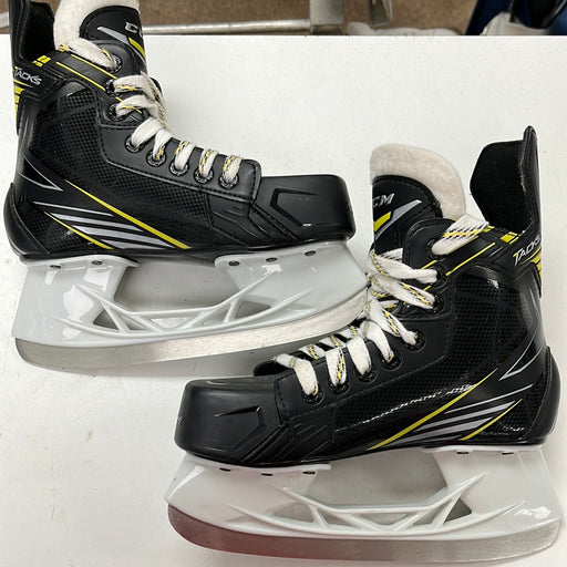 Used CCM Tacks 3092 2D Player Skates
