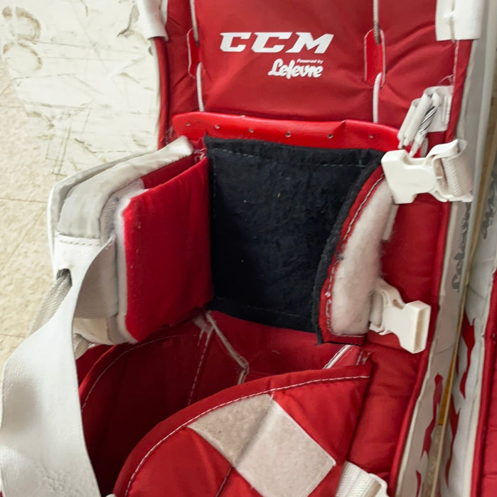 Used CCM Extreme Flex 760 26”+1” Goalie Pads