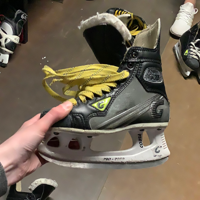 Used Graf Supra 503 3.5D Skates