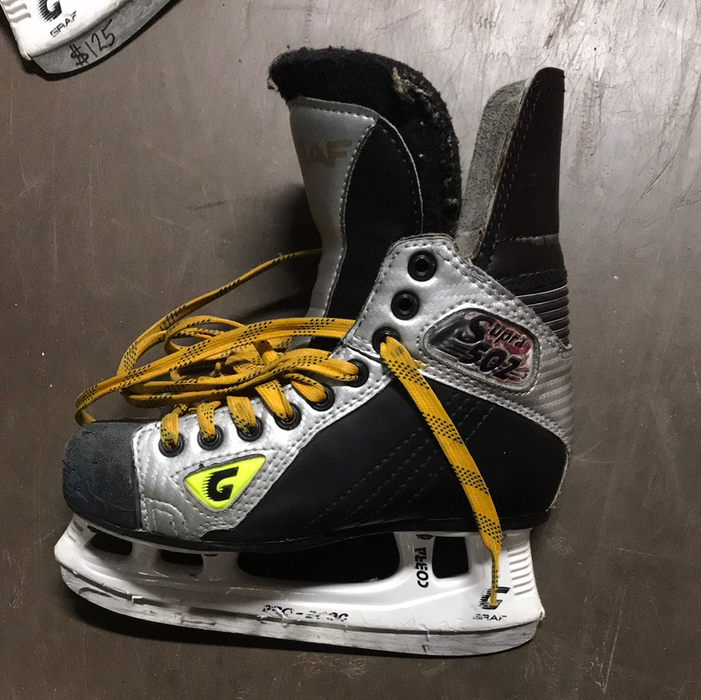 Used Graf Supra 502 2D Skates