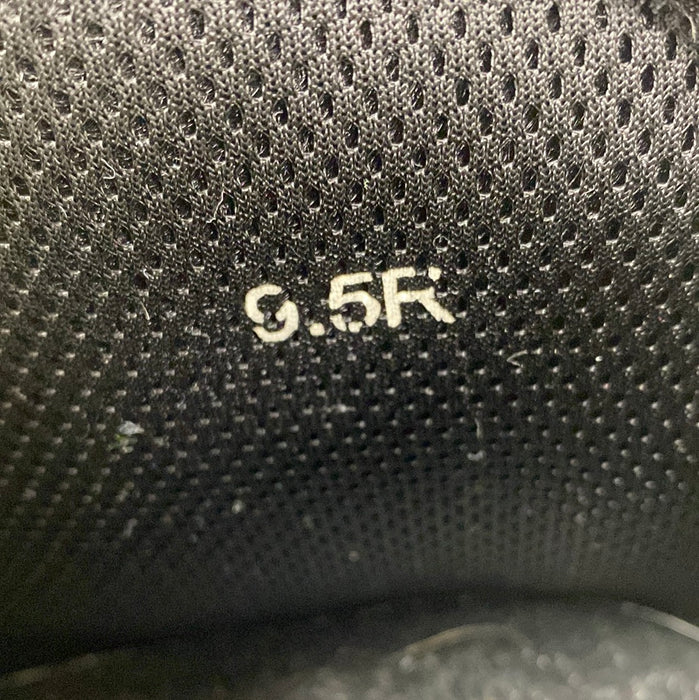 Used Graf Supra G5500 Size 9.5 Goal Skates