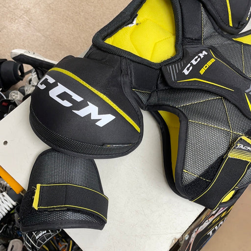 Used CCM Tacks 3092 Junior Medium Shoulder Pads