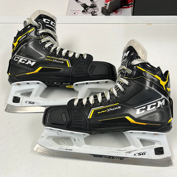 Used CCM Super Tacks 9380 7.5 Goal Skate