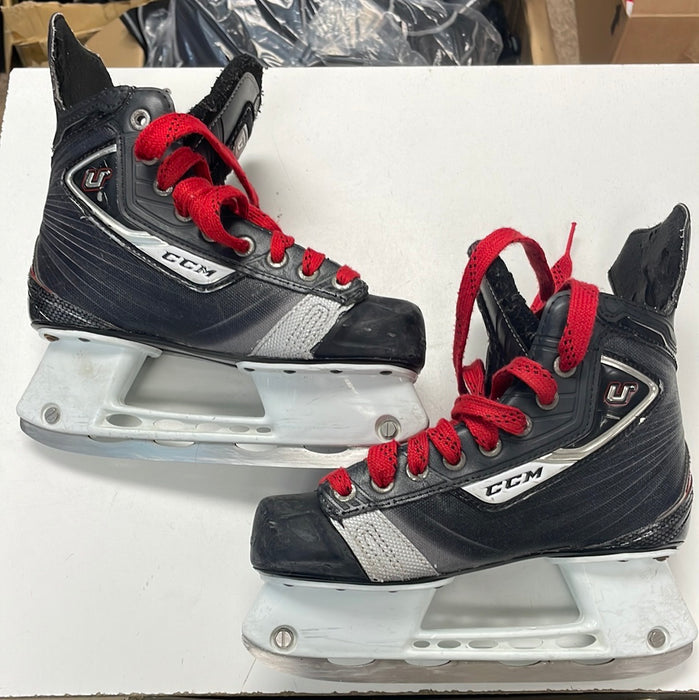 Used CCM U+ 06 3.5D Player Skates