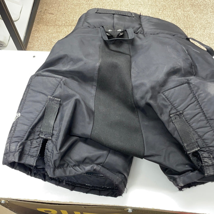 Used McKenney Youth Large Goal Pant