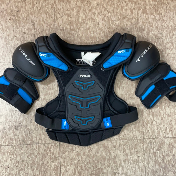 Used True XC9 Junior Small Shoulder Pads