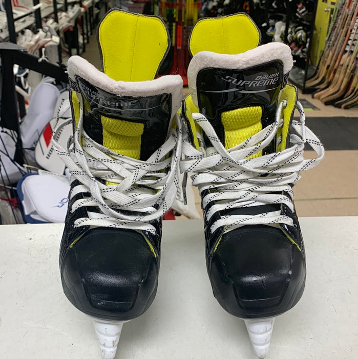 Used Bauer S25 Player Skates 5D