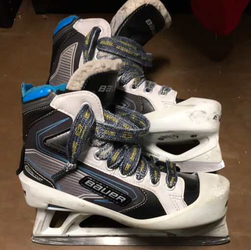 Used Bauer Reactor 5000 3.5D Goal Skates