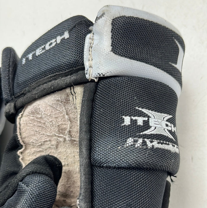 Used Itech FlyWeight 9” Gloves